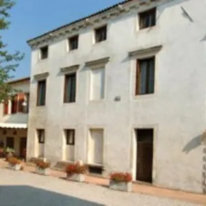  Alloggio per agriturismo Il Palazzone