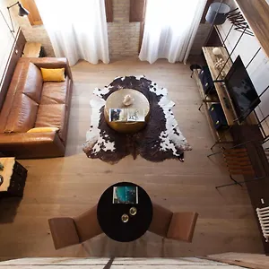 https://q-flats.in-sardinia.net